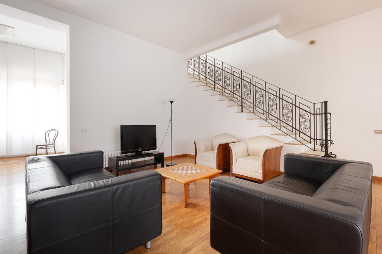 Ca' Stellini - Comoda Casa Indipendente Con Parcheggio Privato Milan Exterior photo