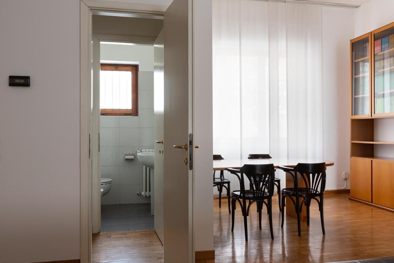 Ca' Stellini - Comoda Casa Indipendente Con Parcheggio Privato Milan Exterior photo